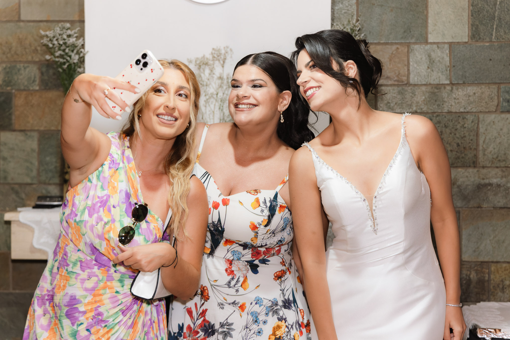wedding-prep-kalamata-bride-10