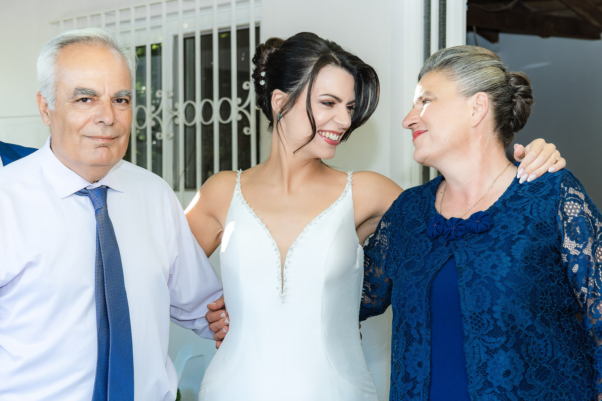 wedding-prep-kalamata-bride-11