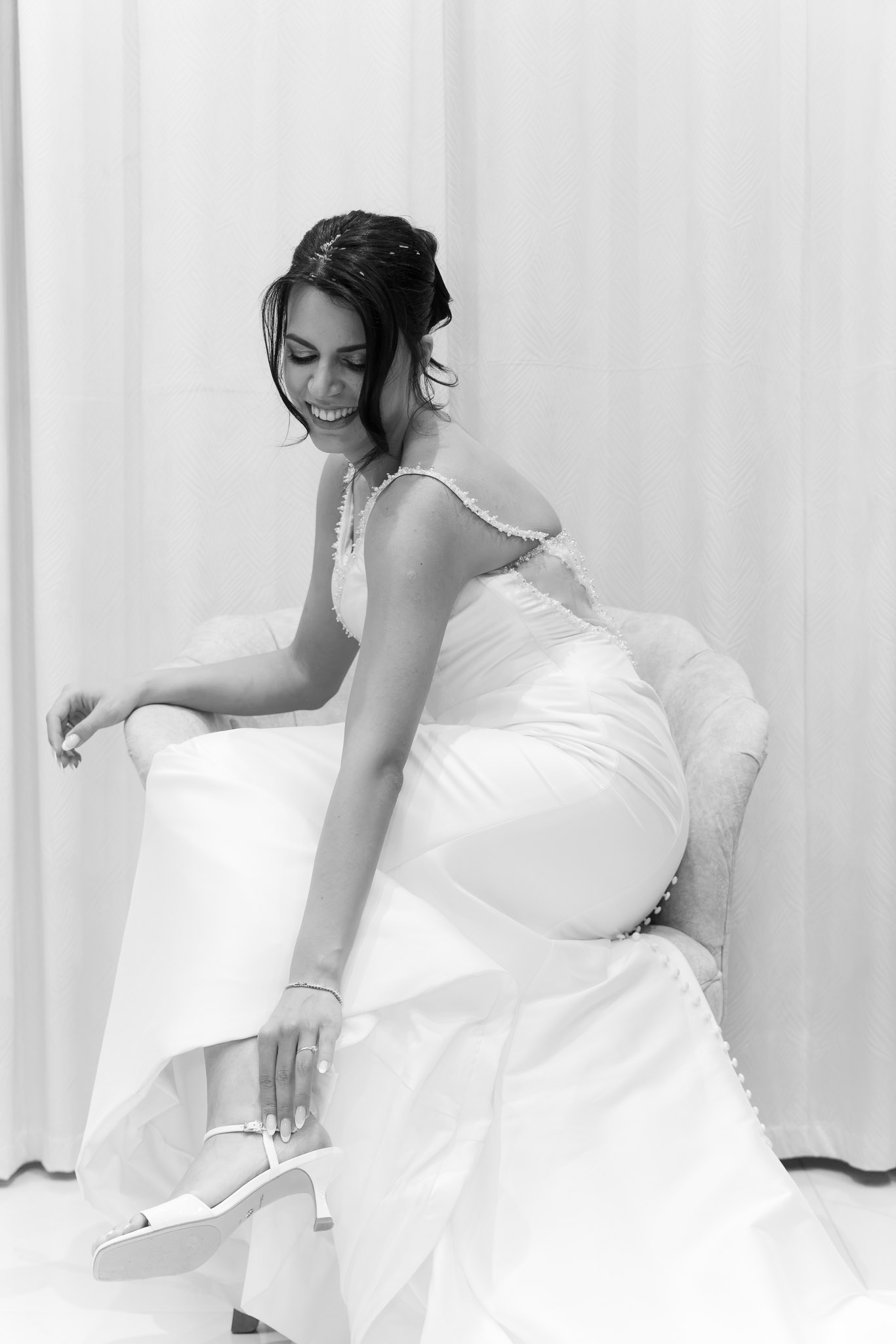 wedding-prep-kalamata-bride-12