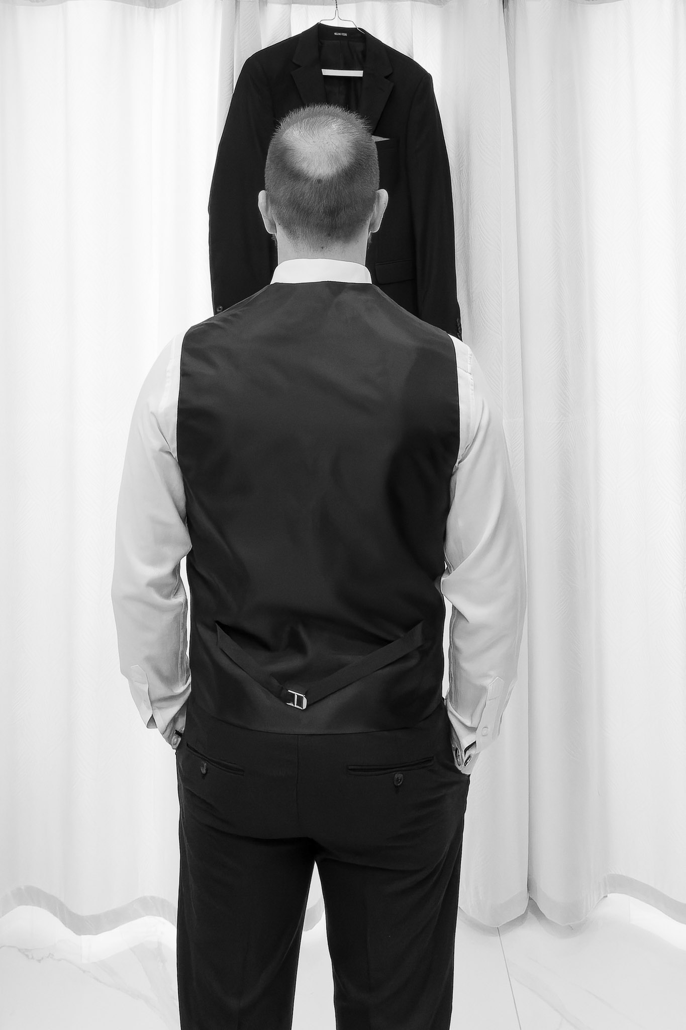 wedding-prep-kalamata-groom-4